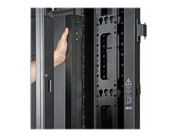 3-Phase Metered 240v-230v-220v 11.5kW C13 C19 Vertical PDU K103
