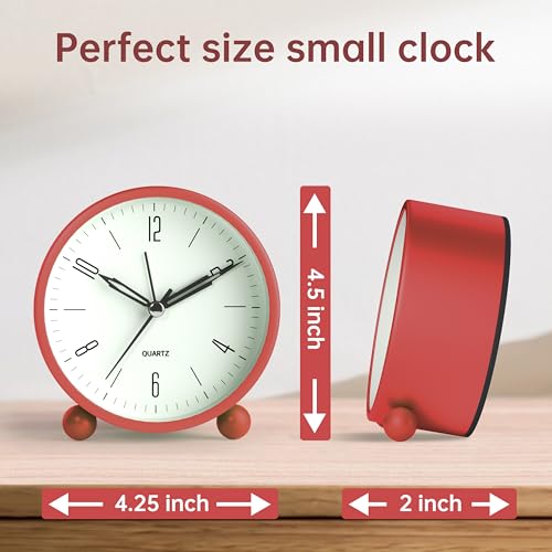 Green Analog Alarm Clock with Night Light E592442