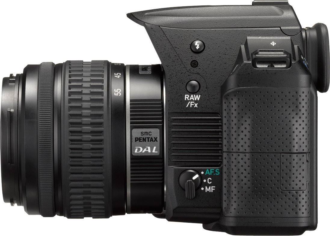 Black 16.3 MP Digital SLR Camera with 18-55mm and 55-300mm Lenses X55801