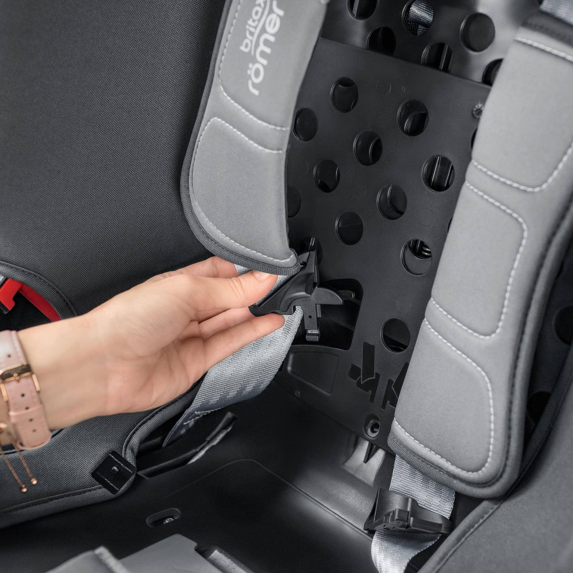 Cosmos Black Car Seat T1604