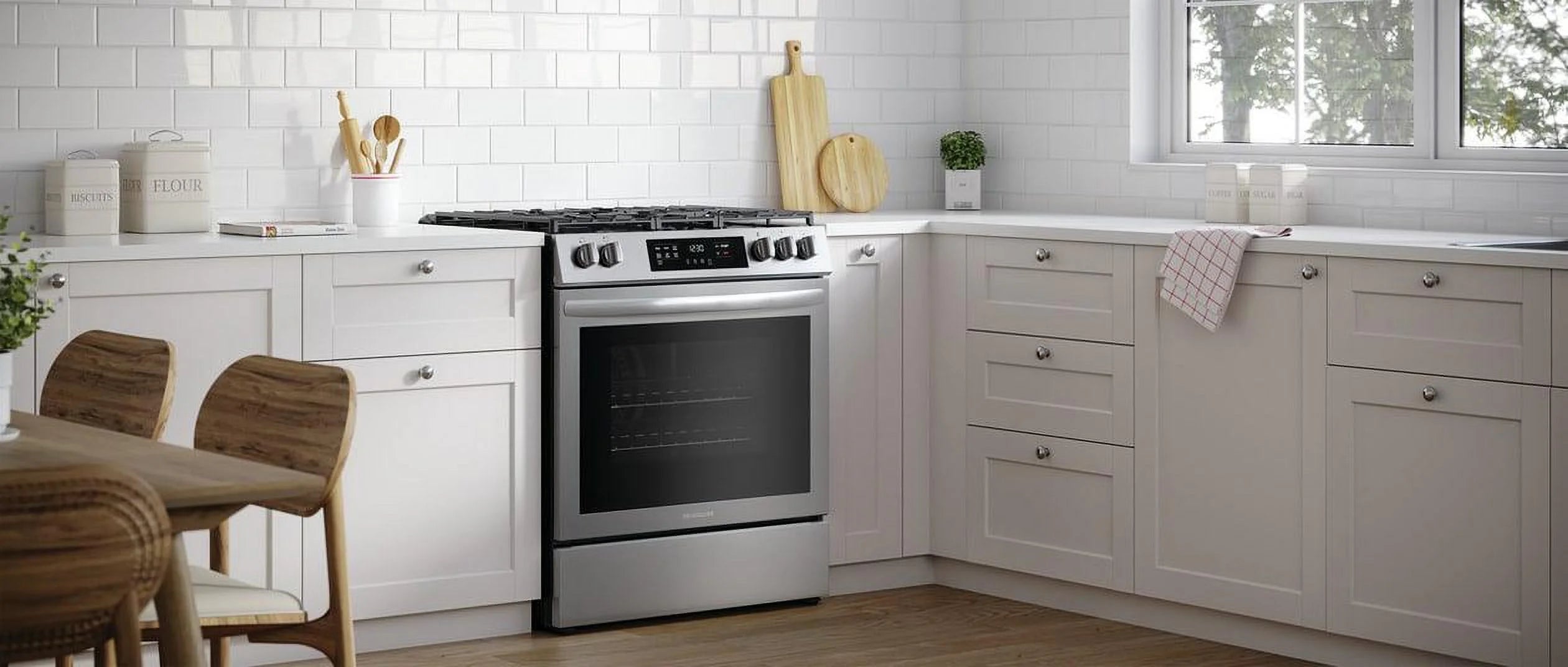 30" Front Control Gas Range with Convection Bake I692994