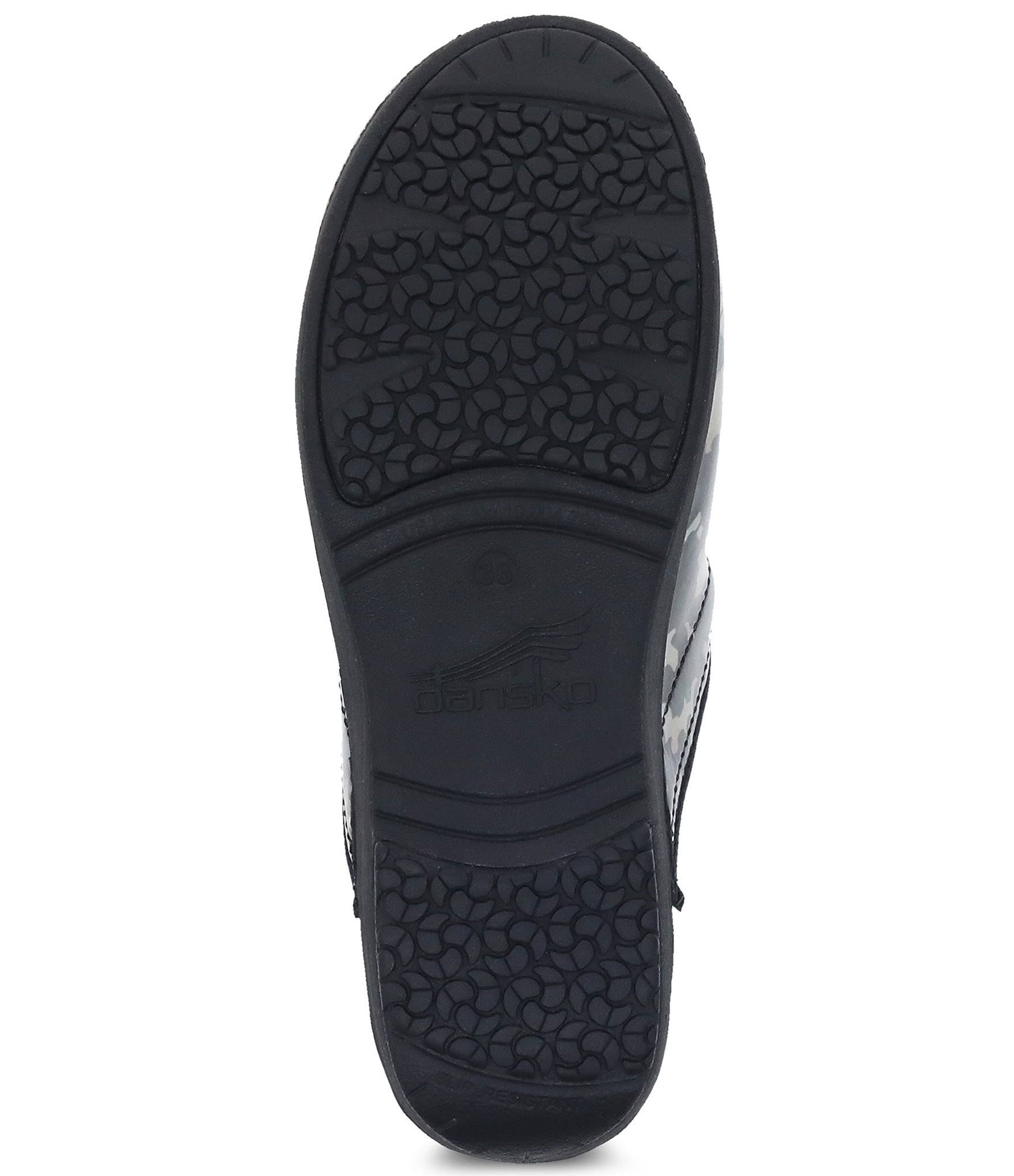 Camo Patent Clog G534
