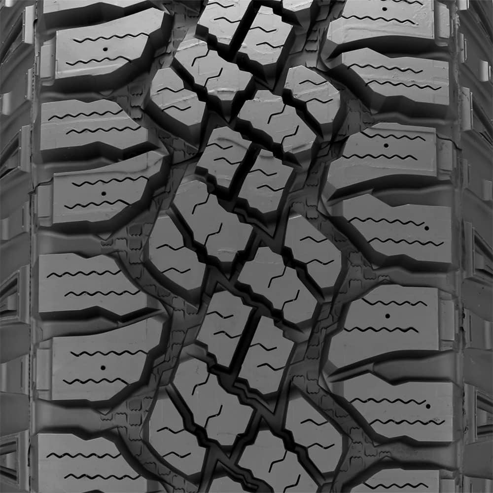 265/70R16 112S All-Season Radial Tire M6366