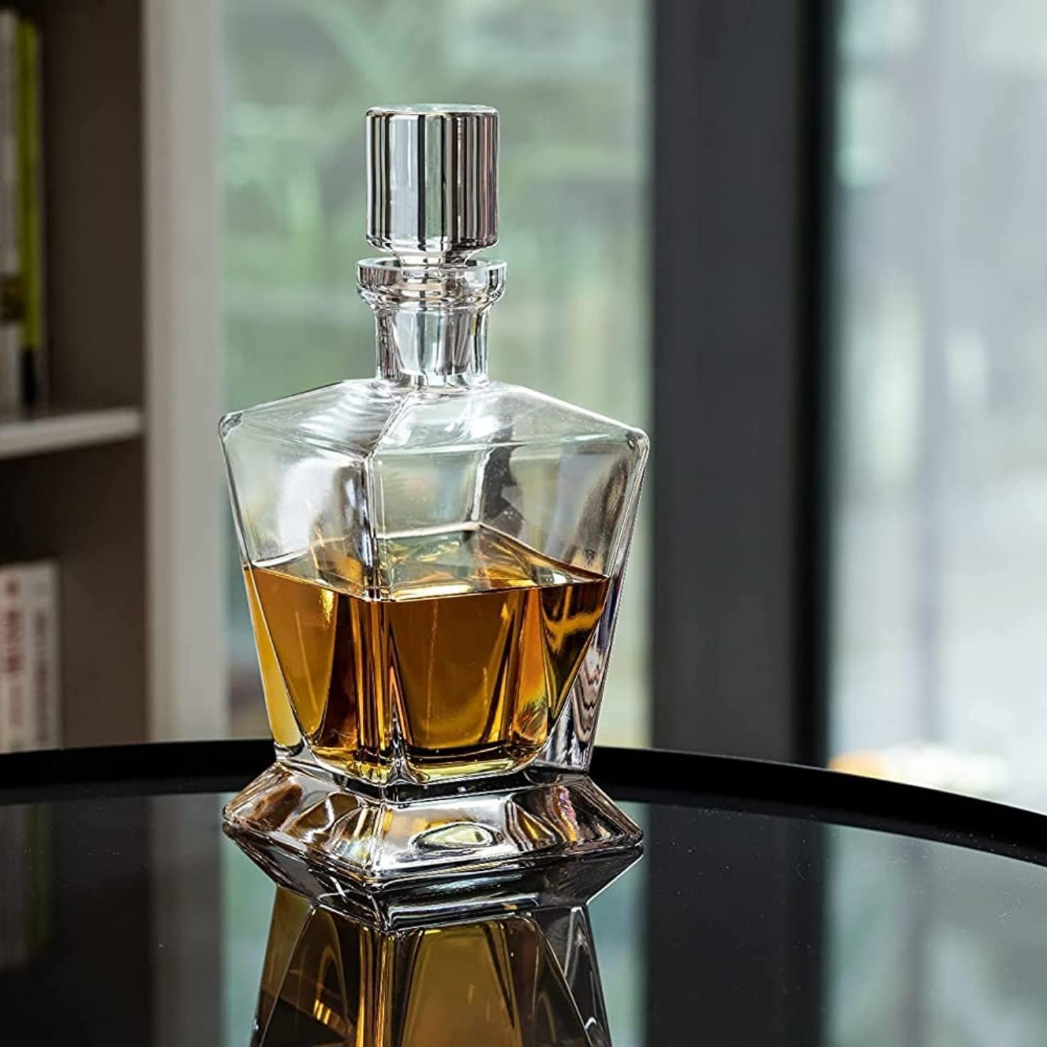 Whiskey Decanter Carafe with Stopper 25.4 oz B3265