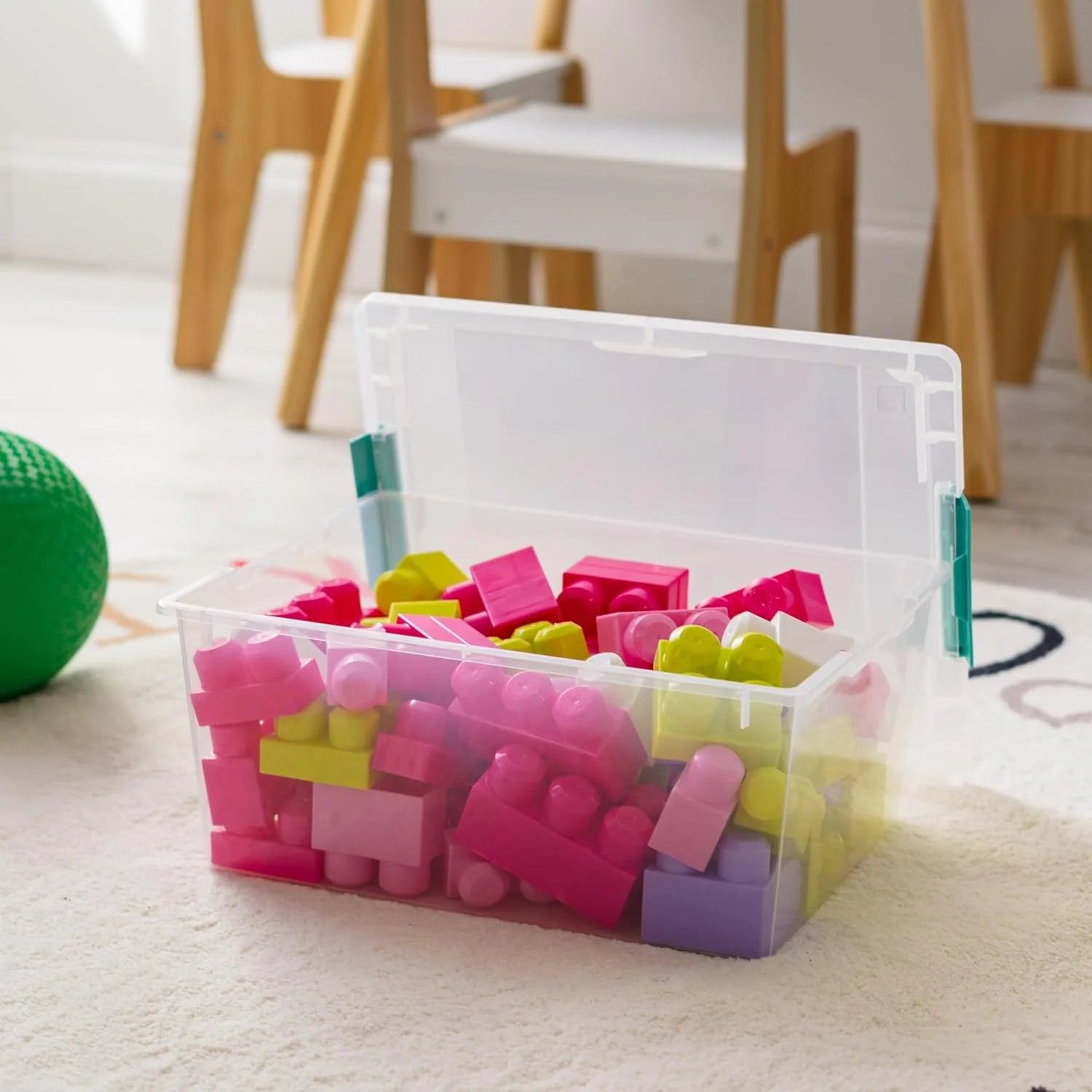 12 Qt Plastic Storage Bins, 4 Pack S882
