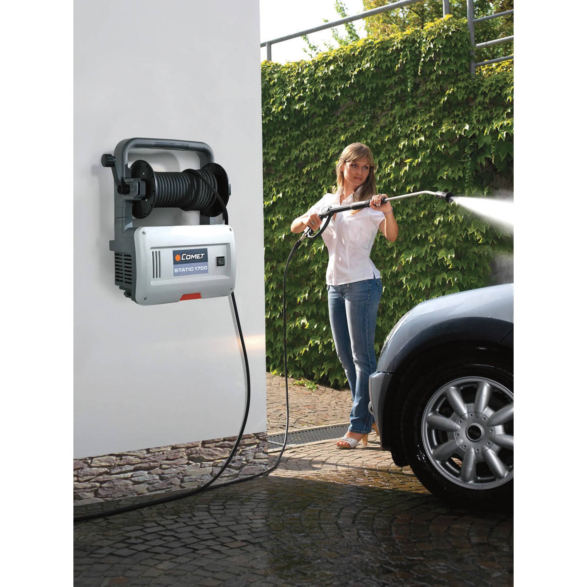 1300 psi 2.2 GPM 120 Volt Electric Pressure Washer E206