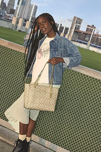 Cammie Chain Tote M758636
