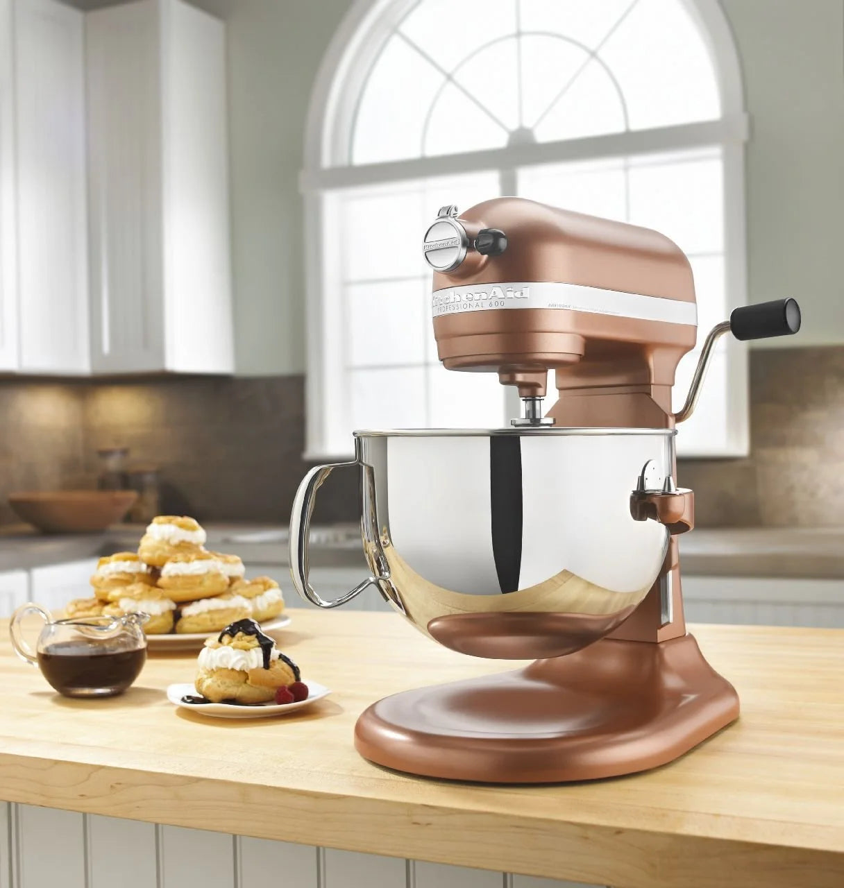 6 Qt. Bowl-Lift Stand Mixer O75376